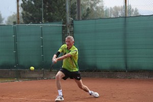 Foto č. 1: Róbert Kopecký - Víťaz stolnotenisového turnaja, foto: Laco Lesay