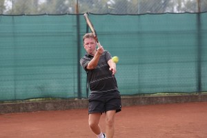 Foto č. 2: Jozef Franer - Víťaz tenisového turnaja, foto: Laco Lesay